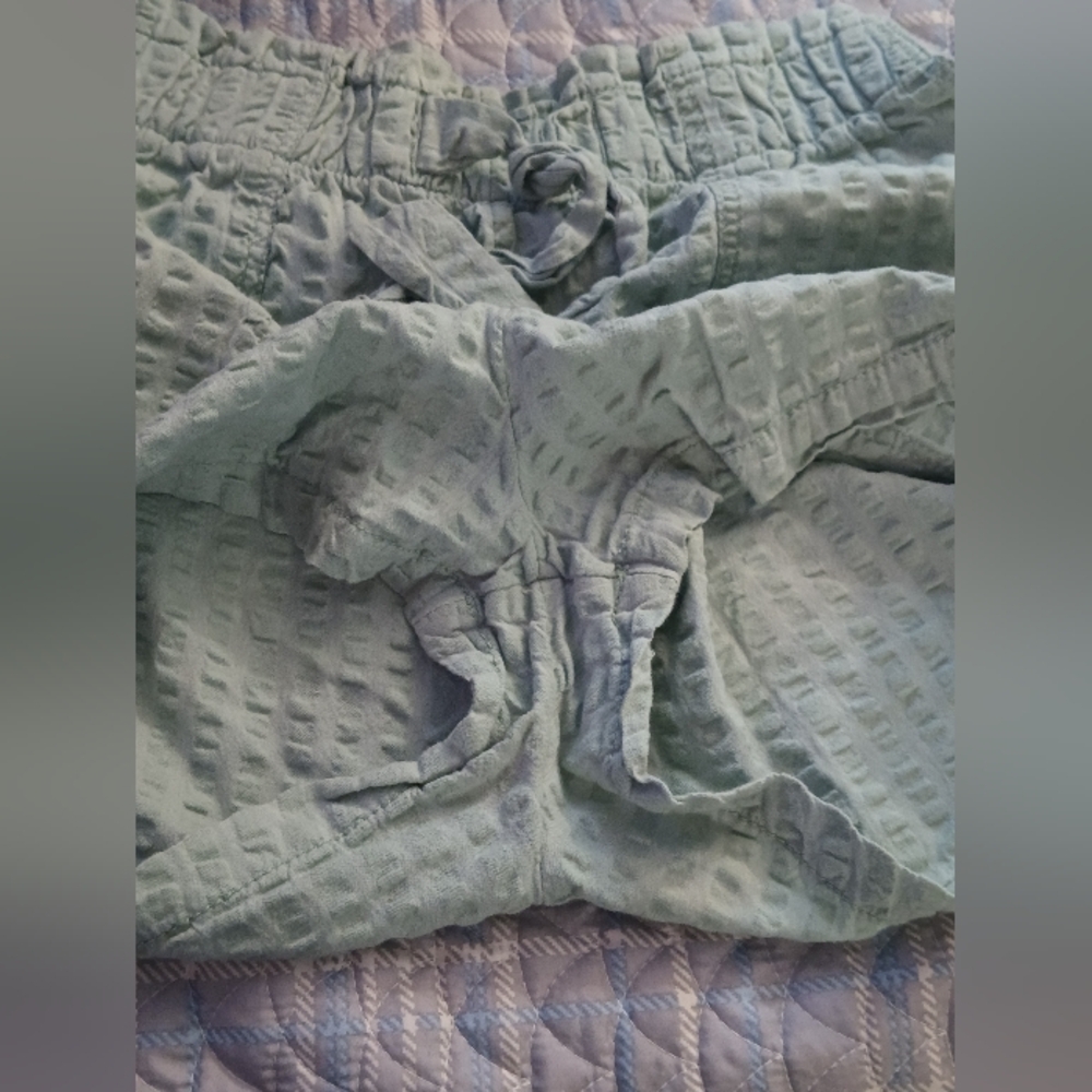 🔆𝟲/$𝟮𝟬 𝑯&𝑴 𝑮𝒊𝒓𝒍𝒔 𝑴𝒊𝒏𝒕 𝑮𝒓𝒆𝒆𝒏 𝑯𝒊-𝑹𝒊𝒔𝒆 𝑺𝒉𝒐𝒓𝒕𝒔 - Picture 5 of 10